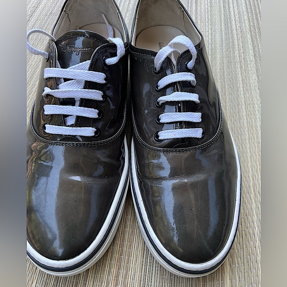 Salvatore Ferragamo sneakers size 10